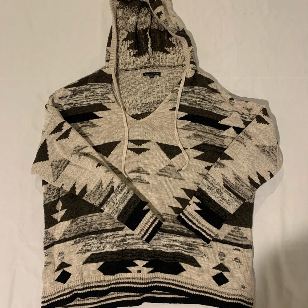 American Eagle Outfitters Sweater